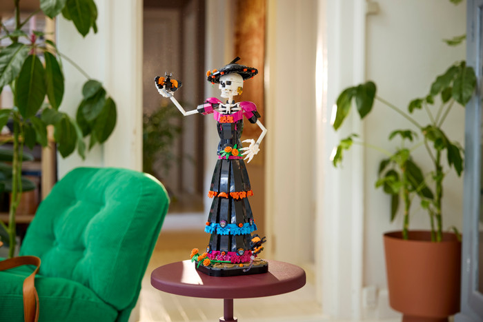 LEGO Ideas La Catrina 21372 product in gebruik
