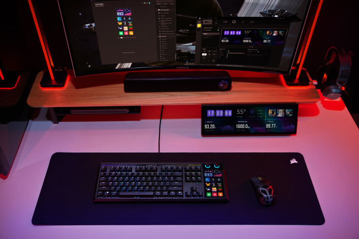 Corsair GALLEON 100 SD Gaming Toetsenbord Qwerty product in gebruik