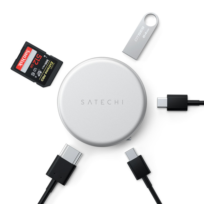 Satechi 5-in-1 OntheGo Multiport Zilver product in gebruik