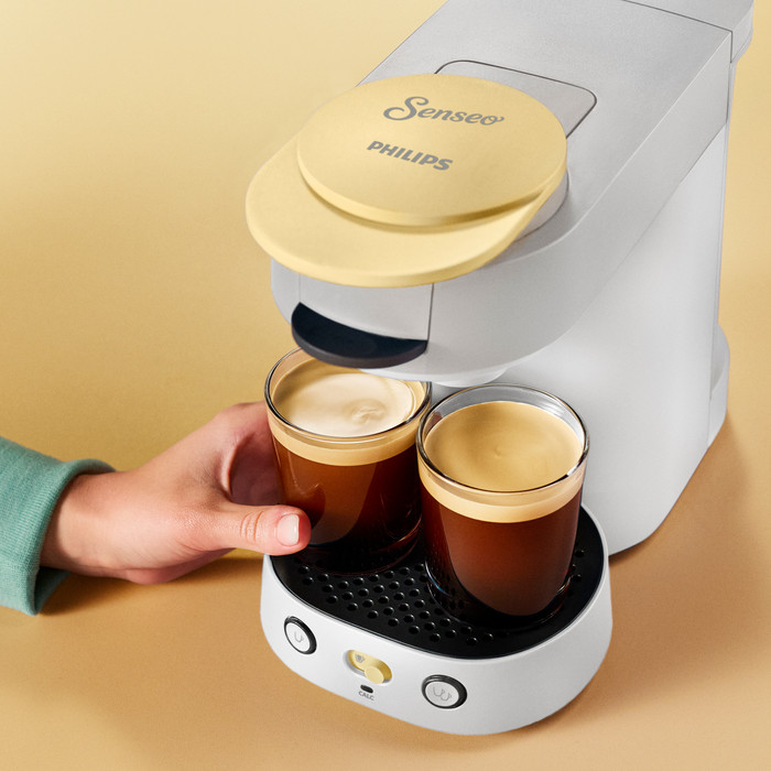 Philips Coffee Pad Machine Senseo Vibe CSA225/50 product in use