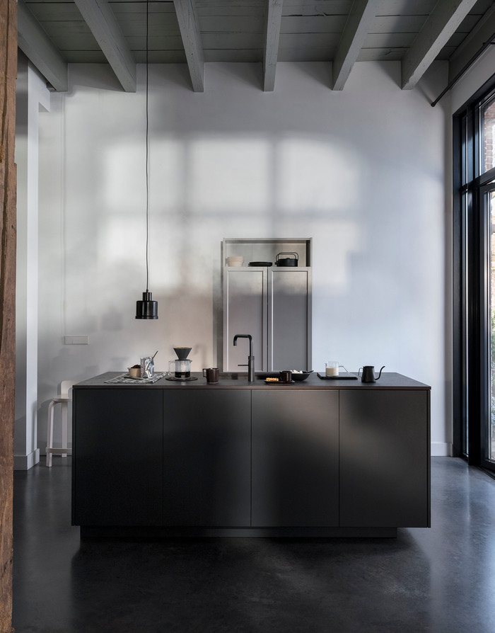 Quooker PRO3 and Quooker Fusion Square Black product in use