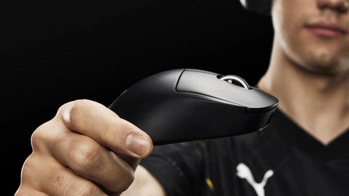 Logitech G PRO X Superlight 2 DEX Lightspeed Draadloze Gaming Muis Zwart product in gebruik