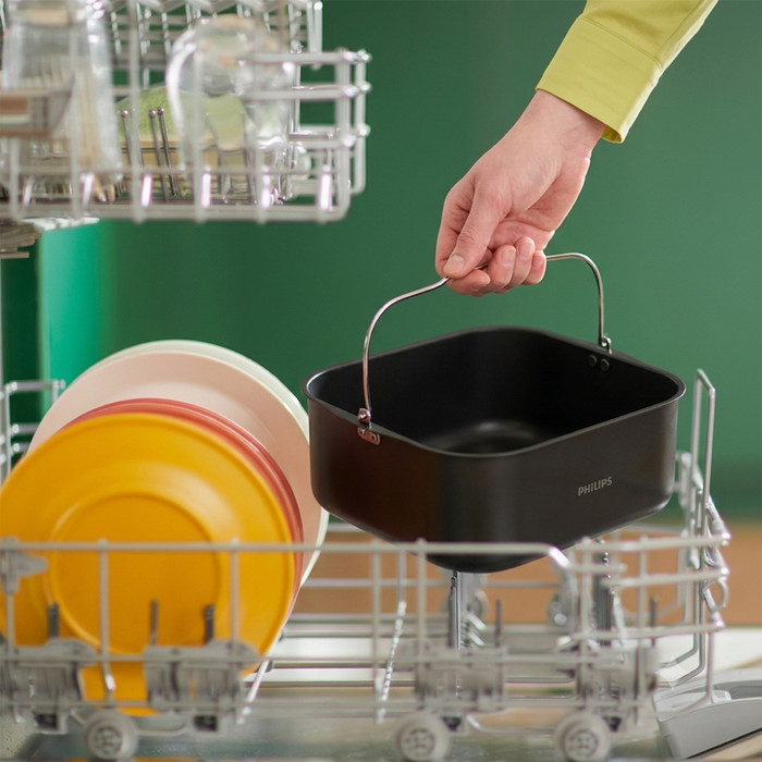 Philips Airfryer Accessoires Bakblik met 7 muffinvormen NX1111/00 product in gebruik
