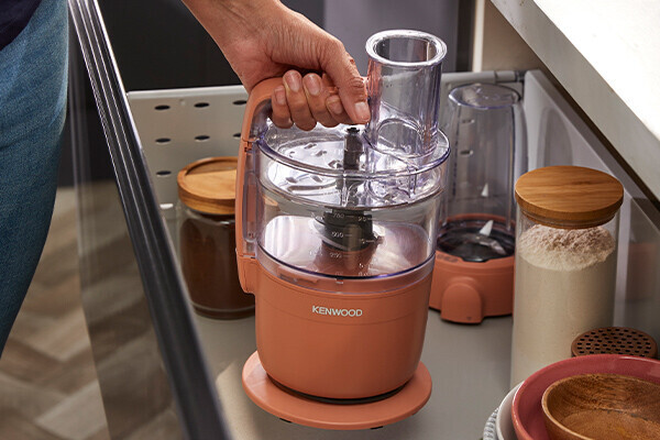 Kenwood Multipro Go FDP23.380RD Red Clay product in gebruik