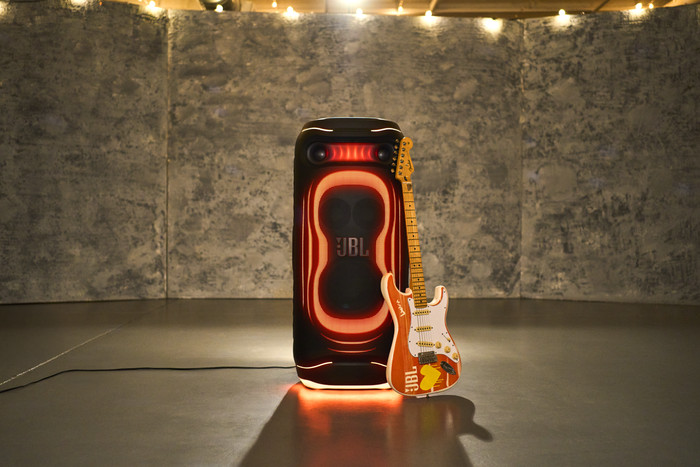JBL Partybox Ultimate 2 product in gebruik