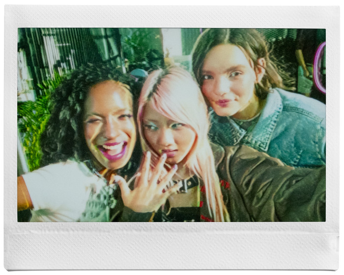 Fujifilm Instax Pal 2 Wit product in gebruik