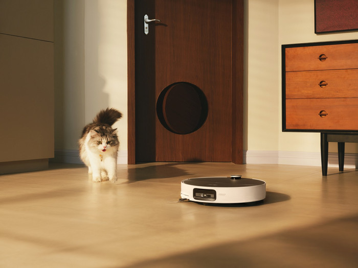 Roborock Saros 20 Sonic Complete White product in gebruik