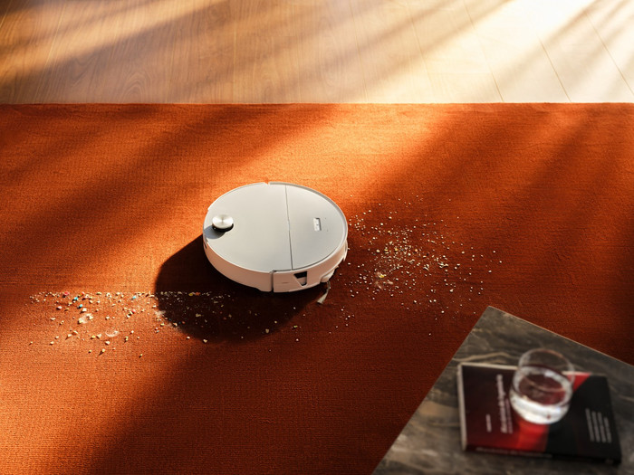 Roborock Saros 20 Sonic Complete White product in gebruik