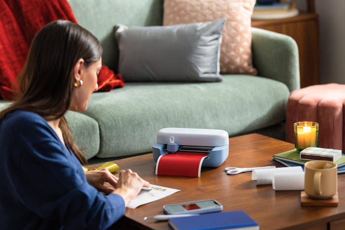 Cricut Joy 2 Essentials Bundle product in use