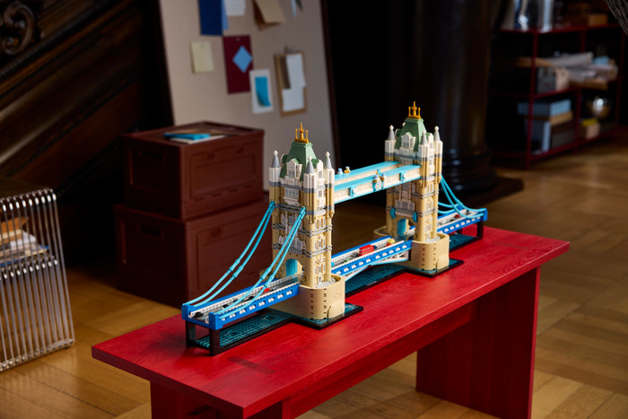 LEGO Architecture Tower Bridge 21067 detail