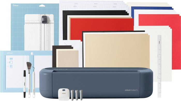 Circut Maker 5 Essential bundle Main Image