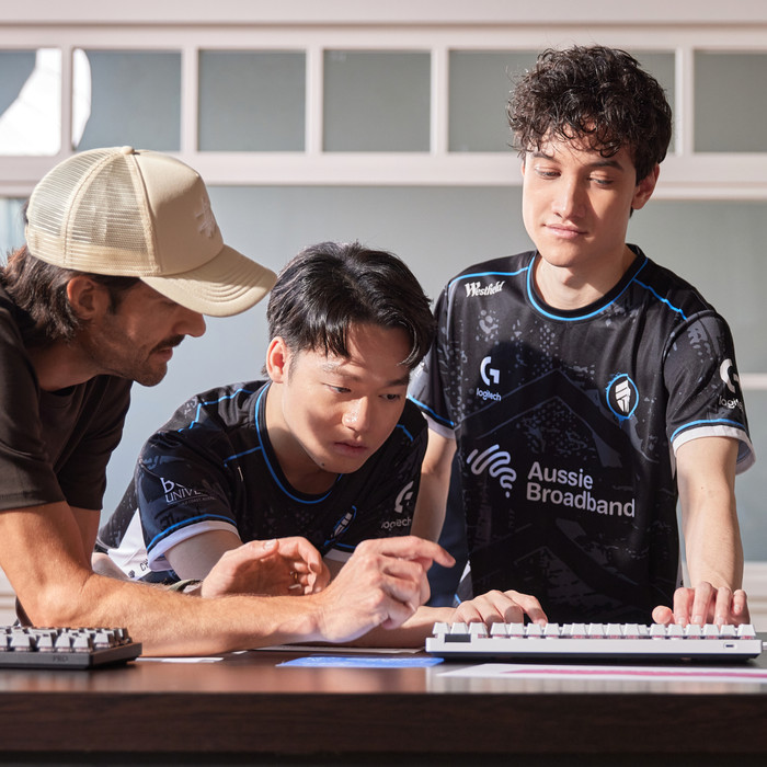 Logitech G PRO X TKL LIGHTSPEED Gaming Keyboard QWERTY Black product in use