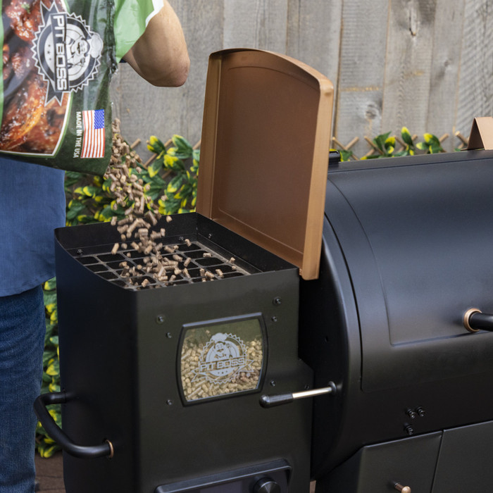 Pit Boss Onyx Classic product in use