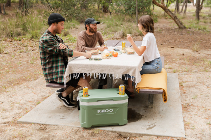 Igloo ECOCOOL 52 product in use