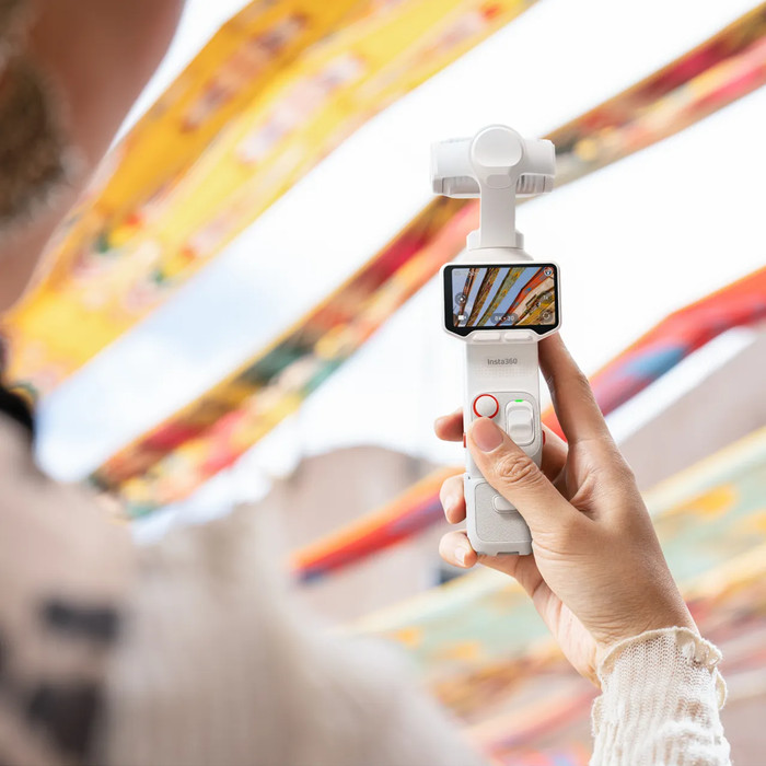 Insta360 1/4 Inch Thread Handle for Luna Ultra (White) product in use