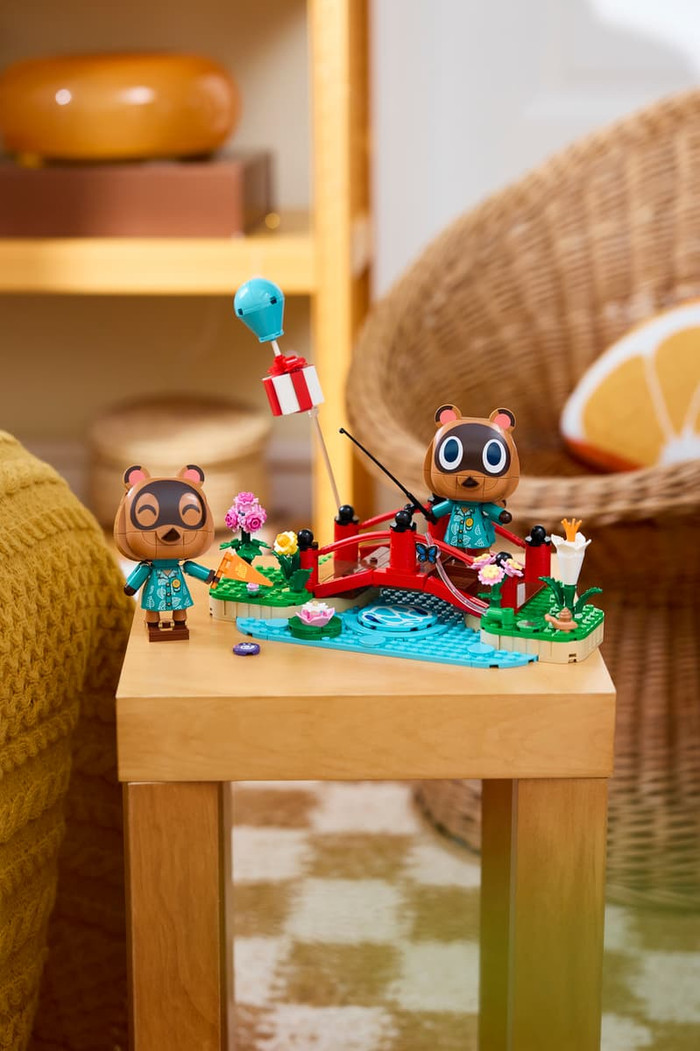 LEGO Animal Crossing Dagje vrij met Timmy en Tommy 77059 product in gebruik