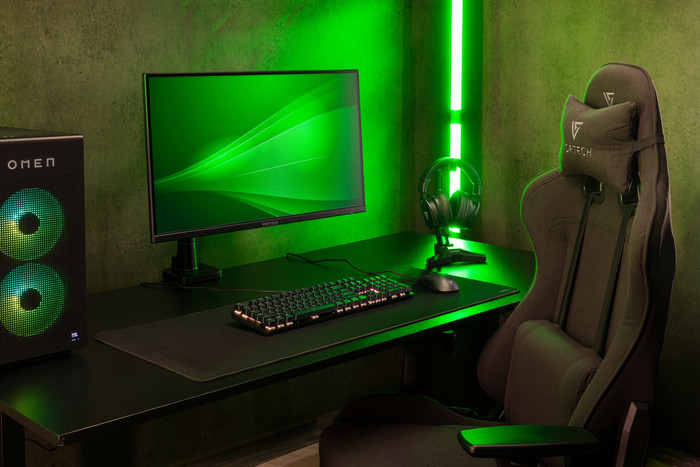 Vortech Pro 27 inches Quad HD product in use