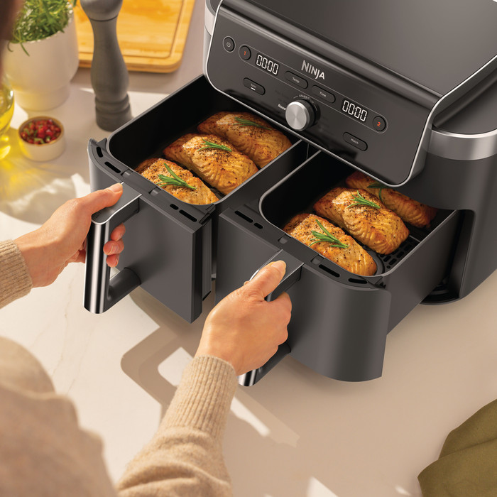 Ninja DualZone XL DZ901EU Zwart product in gebruik