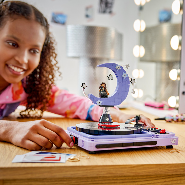 LEGO Editions Olivia Rodrigo's Concertmaan 43029 detail