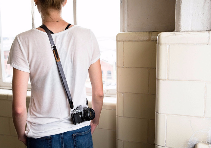 Peak Design Leash Ash product in use