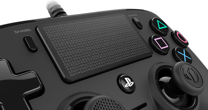 Nacon PS4 Official Wired Controller Black detail