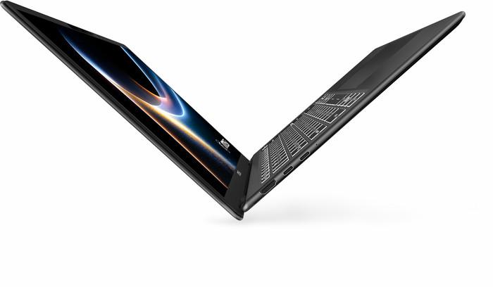 MSI Prestige 14 AI+ D3MG-047NL OLED QWERTY linkerkant