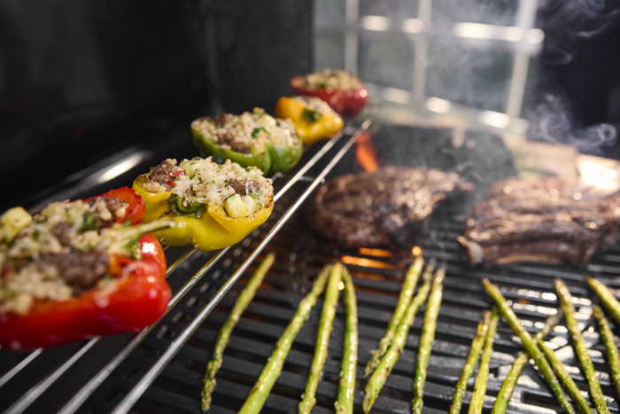 Weber Spirit E-310 Black product in use