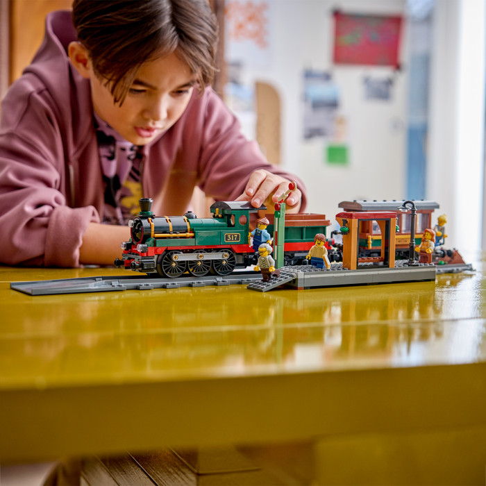 LEGO City Vintage stoomtrein 60511 product in gebruik