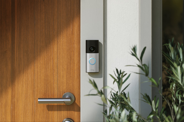 Ring Bedrade Video Deurbel Plus + Chime 3e Generatie product in gebruik