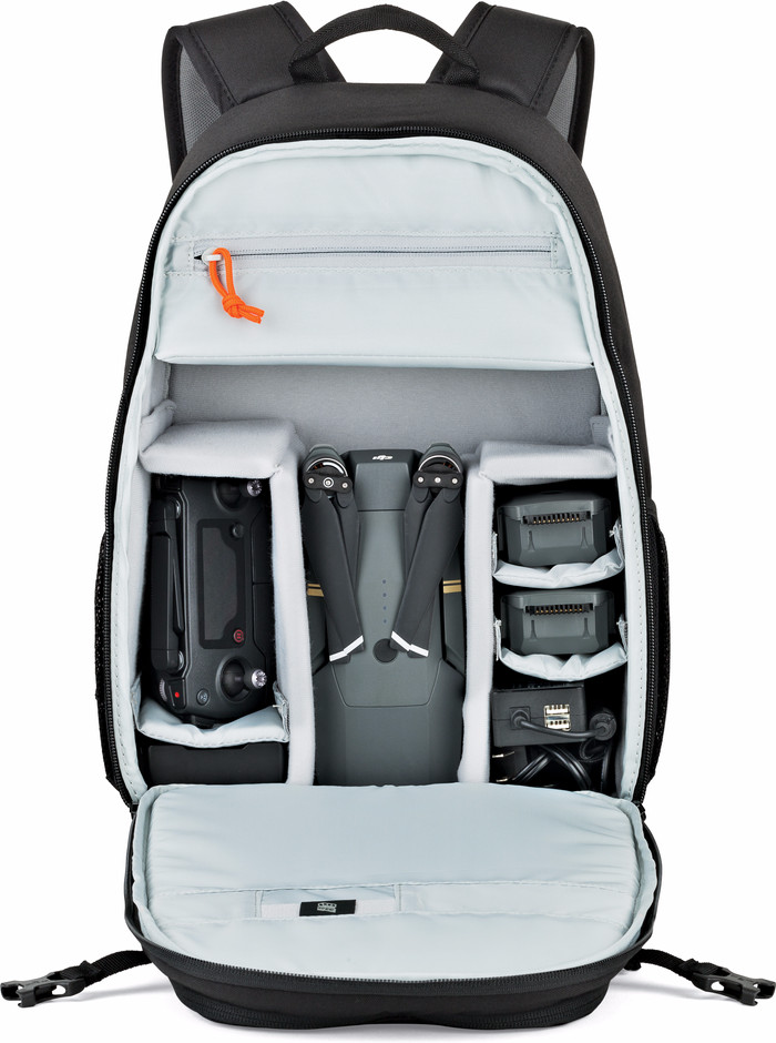 Lowepro Tahoe BP 150 Black binnenkant