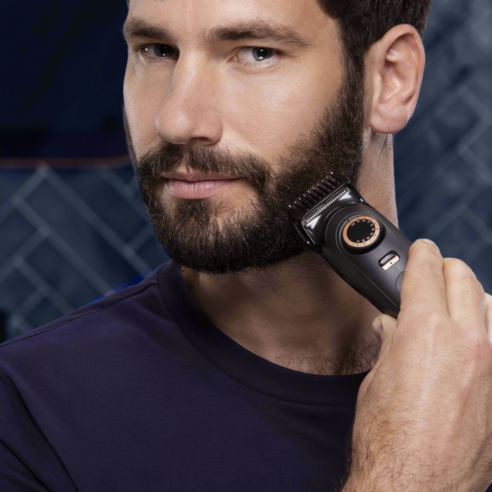 King C. Gillette PRO MAX product in gebruik