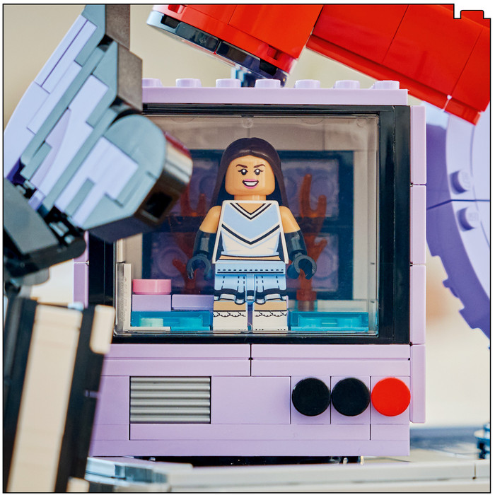 LEGO Editions Olivia Rodrigo's Geheime Opbergplek 43030 detail