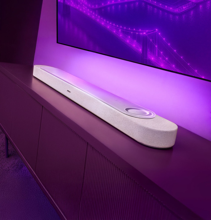 Bose Lifestyle Ultra Soundbar Wit product in gebruik