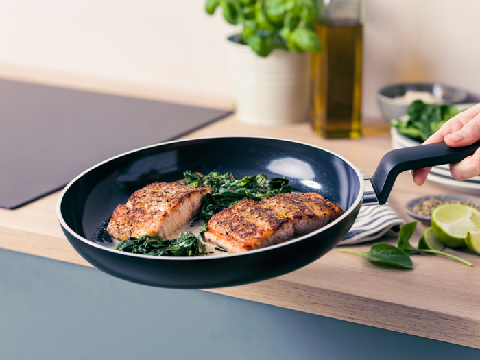 BK Infinity Open Koekenpan 24 cm product in gebruik