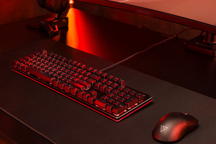 Vortech Pro Wireless Gaming Mouse Black product in use