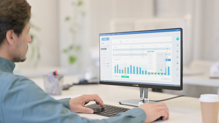 Philips 24B2G5301/00 product in use