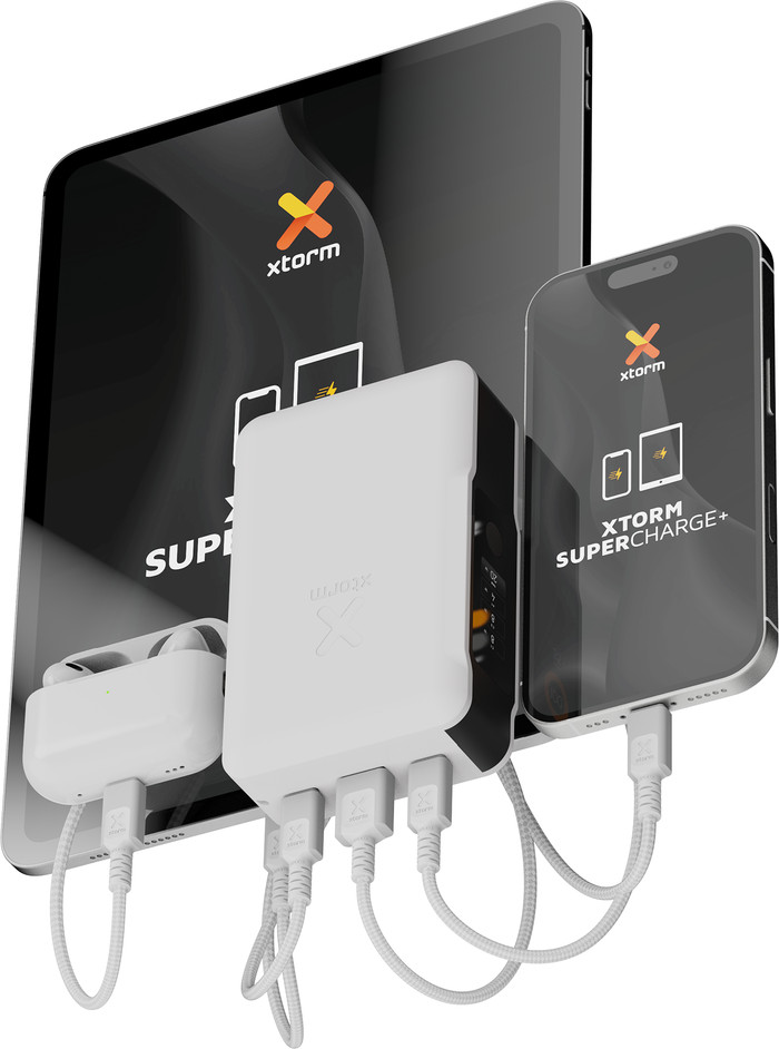 Xtorm NextGen 35W Powerbank 20.000 mAh Wit product in gebruik