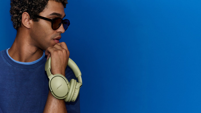 Bose QuietComfort Headphones (2nd Gen) Groen product in gebruik