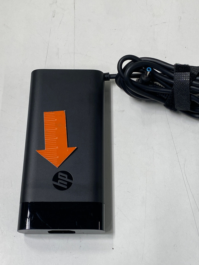 HP VICTUS 15-fa1970nd 