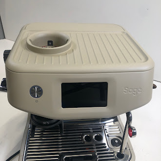 Sage Barista Touch Impress Cold Almond Nougat 