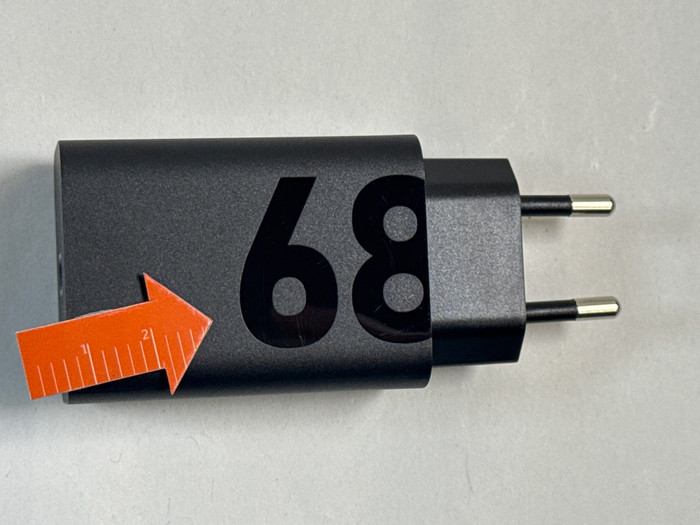 Motorola Power Delivery Oplader 68W Zwart + Usb C Kabel 1m Zwart Kunststof 