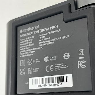 SteelSeries Arctis Nova Pro Wireless 