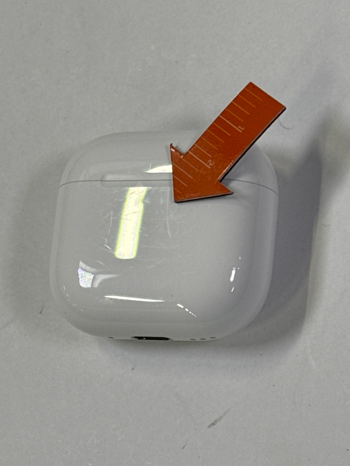 Apple AirPods 4 Active Noise Cancellation 