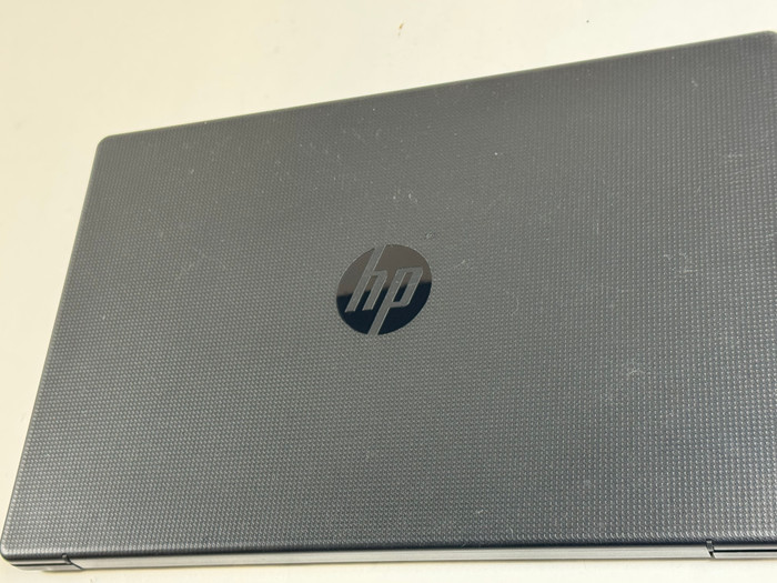HP Laptop 14-em0957nd 