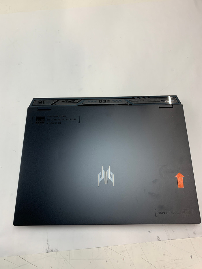 Acer Predator Helios Neo 16 (PHN16-72-95HS) 