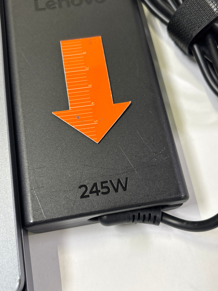 Lenovo LOQ 17IRX10 83JH004BMH 