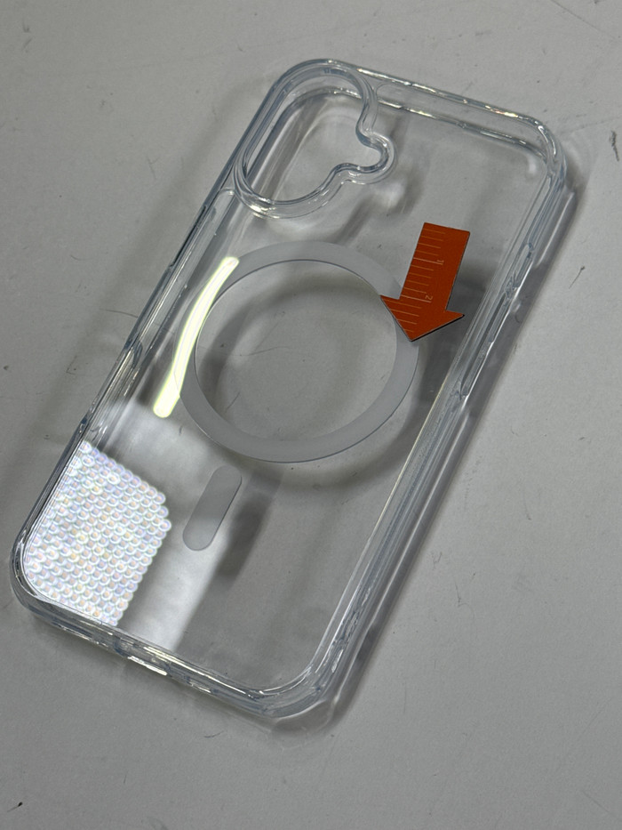 BlueBuilt Protective Back Cover with MagSafe iPhone 16 Transparent 