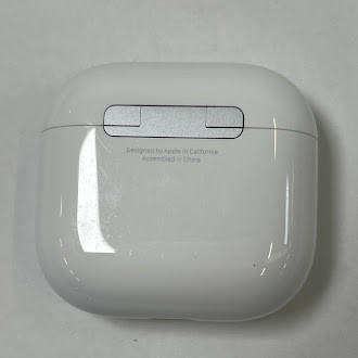 Apple AirPods 4 Active Noise Cancellation 