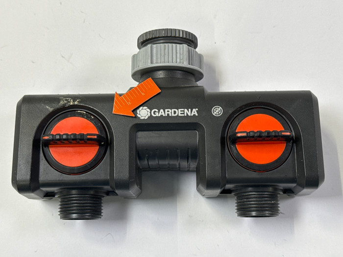 Gardena 2-way water distributor