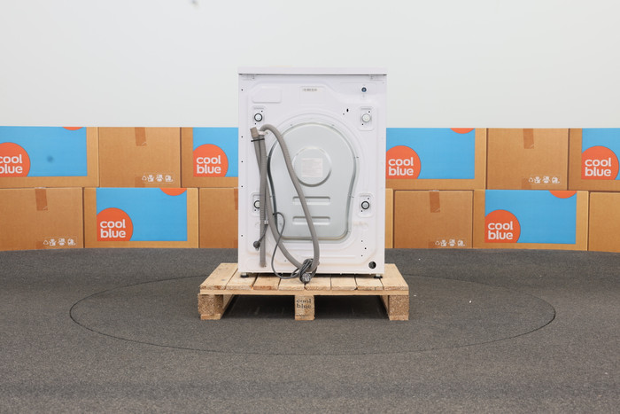 Beko B1W764BBBE SteamCure 